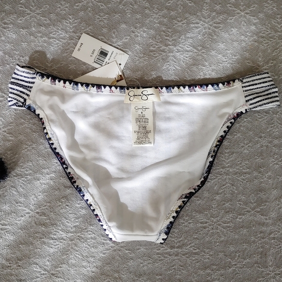 Jessica Simpson New Bikini - Picture 7 of 11